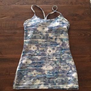 Lulu lemon razorback tank top with built-in bra